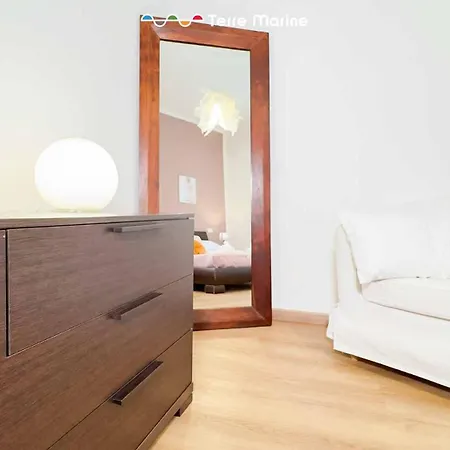 Adel, Terre Marine Sarzana